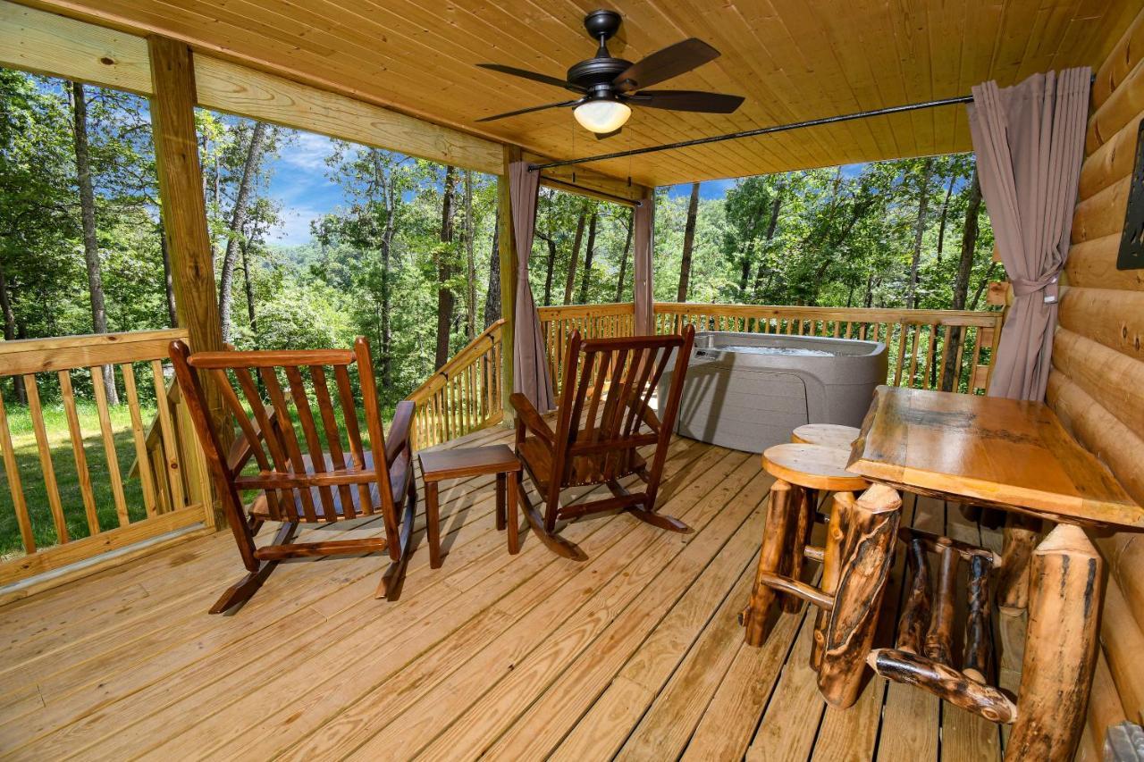 Gatlinburg - Honeymoon Hideaway Villa Exteriör bild