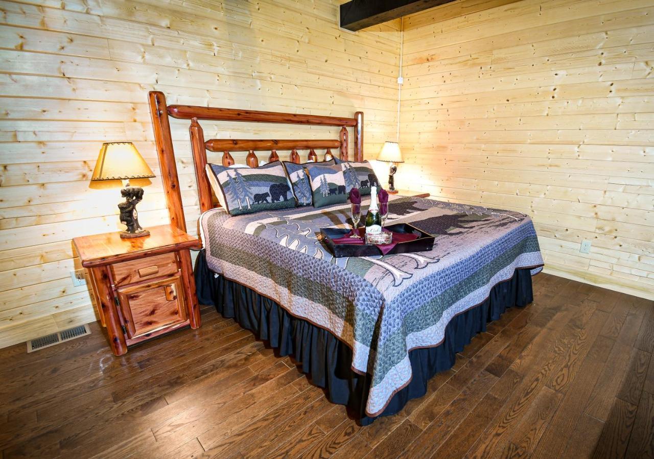 Gatlinburg - Honeymoon Hideaway Villa Exteriör bild